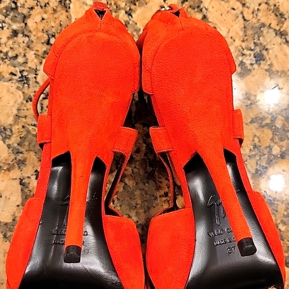 Beautiful & sexy Red Giuseppe Zanotti high heels. Size 37. EU. - Picture 5 of 10